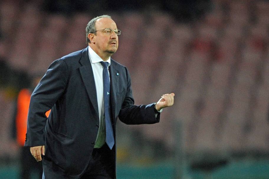 Rafa Benitez d preziosi consigli ai suoi: con l’1-1 il Napoli sarebbe eliminato. La Presse